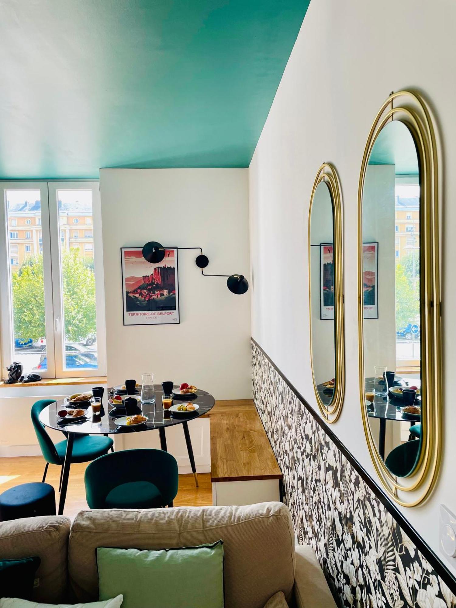 101 - Appartement Elegant Art Deco Pres Du Centre Ville Belfort Luaran gambar